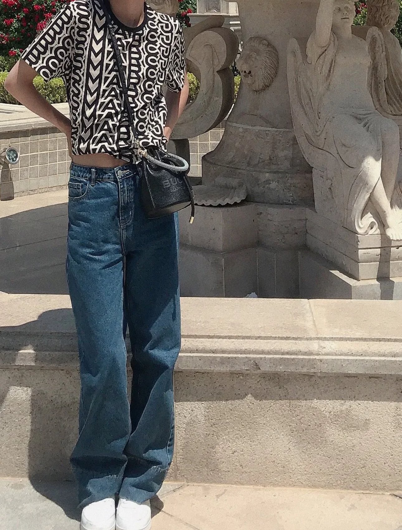 An essential bucket bag for the contemporary wardrobe - Bag 5
