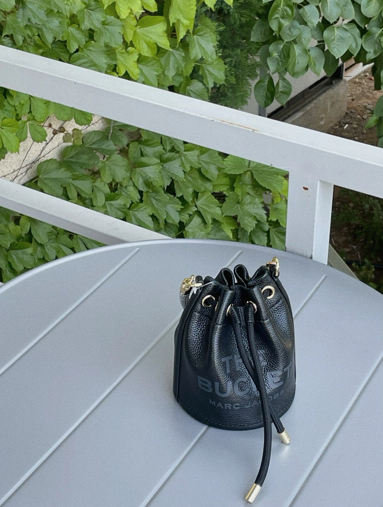 An essential bucket bag for the contemporary wardrobe - Bag 4