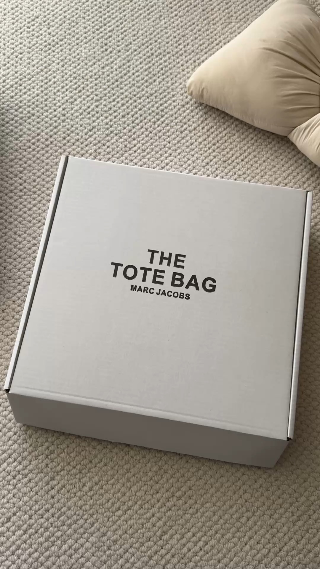 The Marc Jacobs Teddy Shearling Tote Bag - Bag