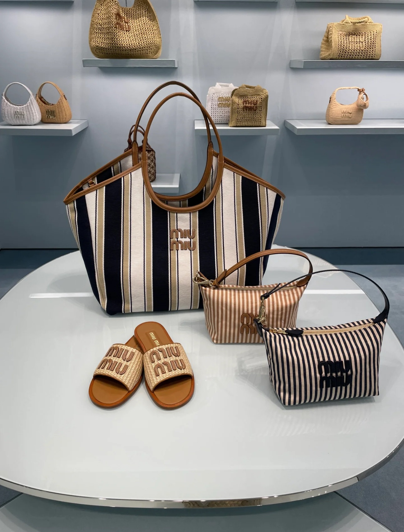Miu Miu Japan-Exclusive Striped Woven Vanity Case - Comprehensive 5
