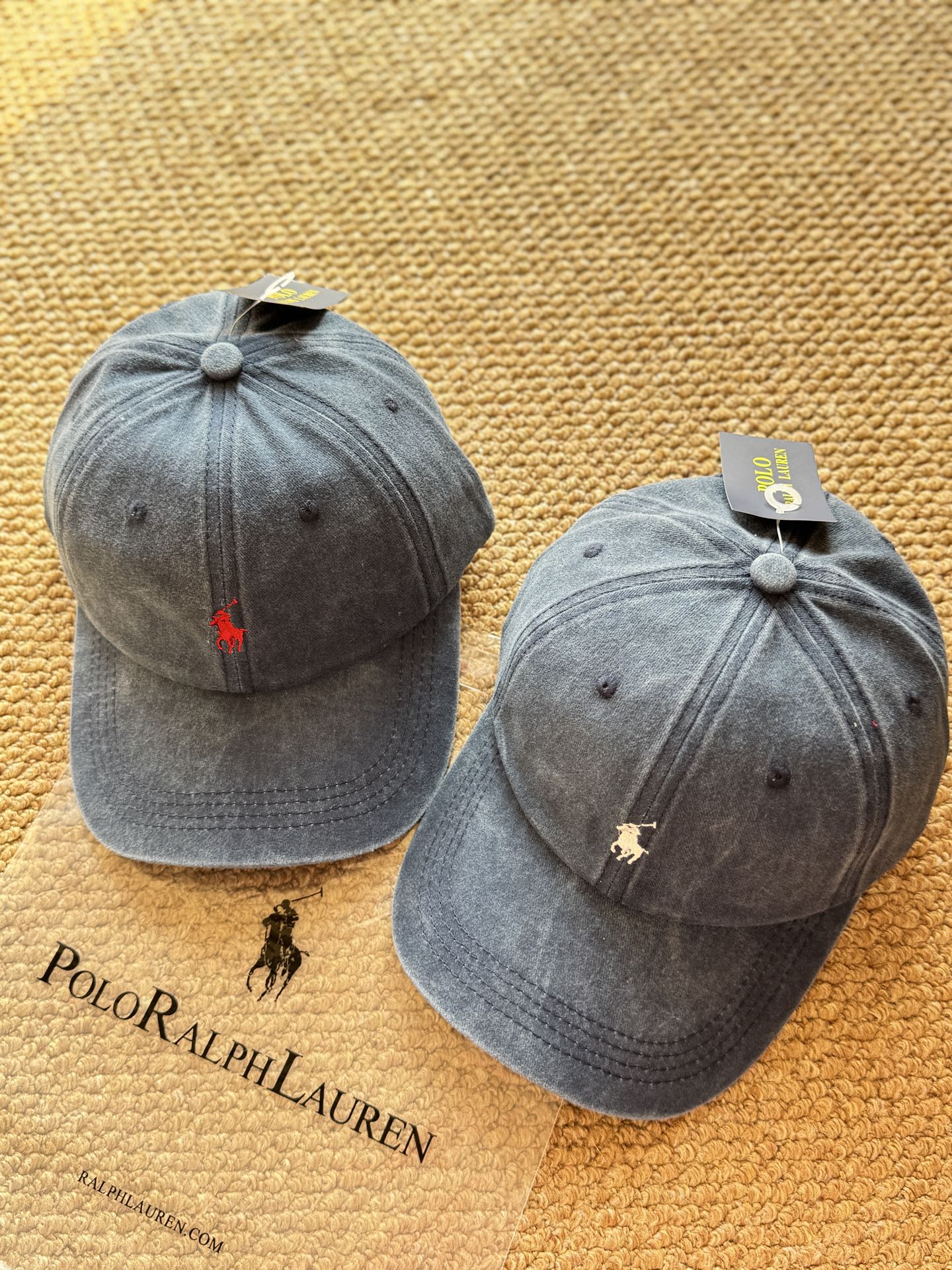 contrast with the blue hat body - Hat 5