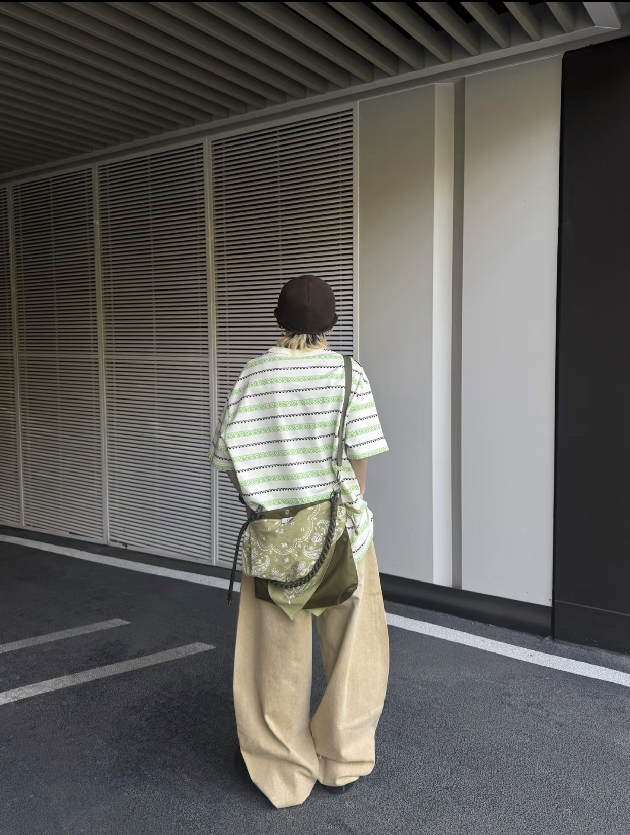 德尔沃 Delvaux 高定典藏名品高定成衣时装外套连衣裙衬衫T恤 #8615E8B1 9