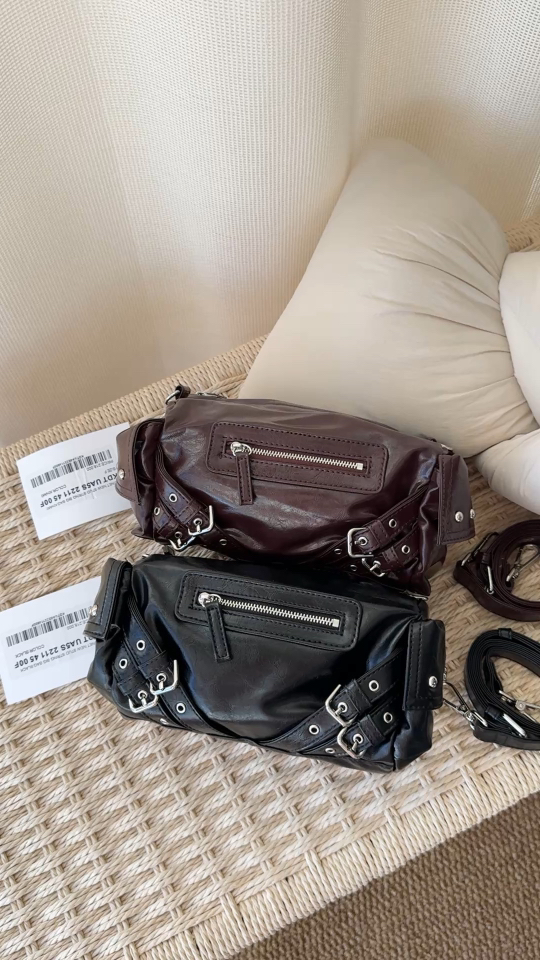 Alaïa Classic Handcrafted Luxury Leather Shoulder Bag Ref.4DD8F5A2