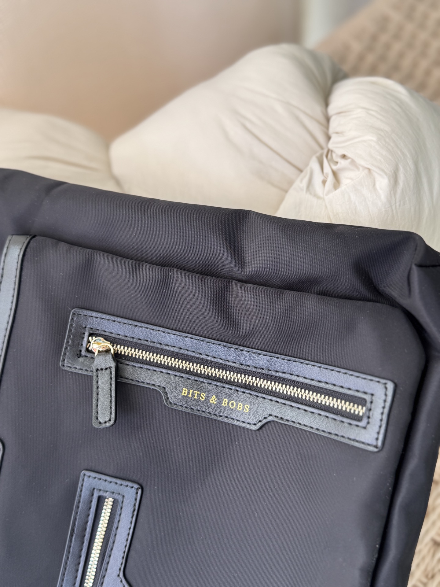 Tod's Classic Handcrafted Luxury Leather Shoulder Bag Ref.101A99A6 4