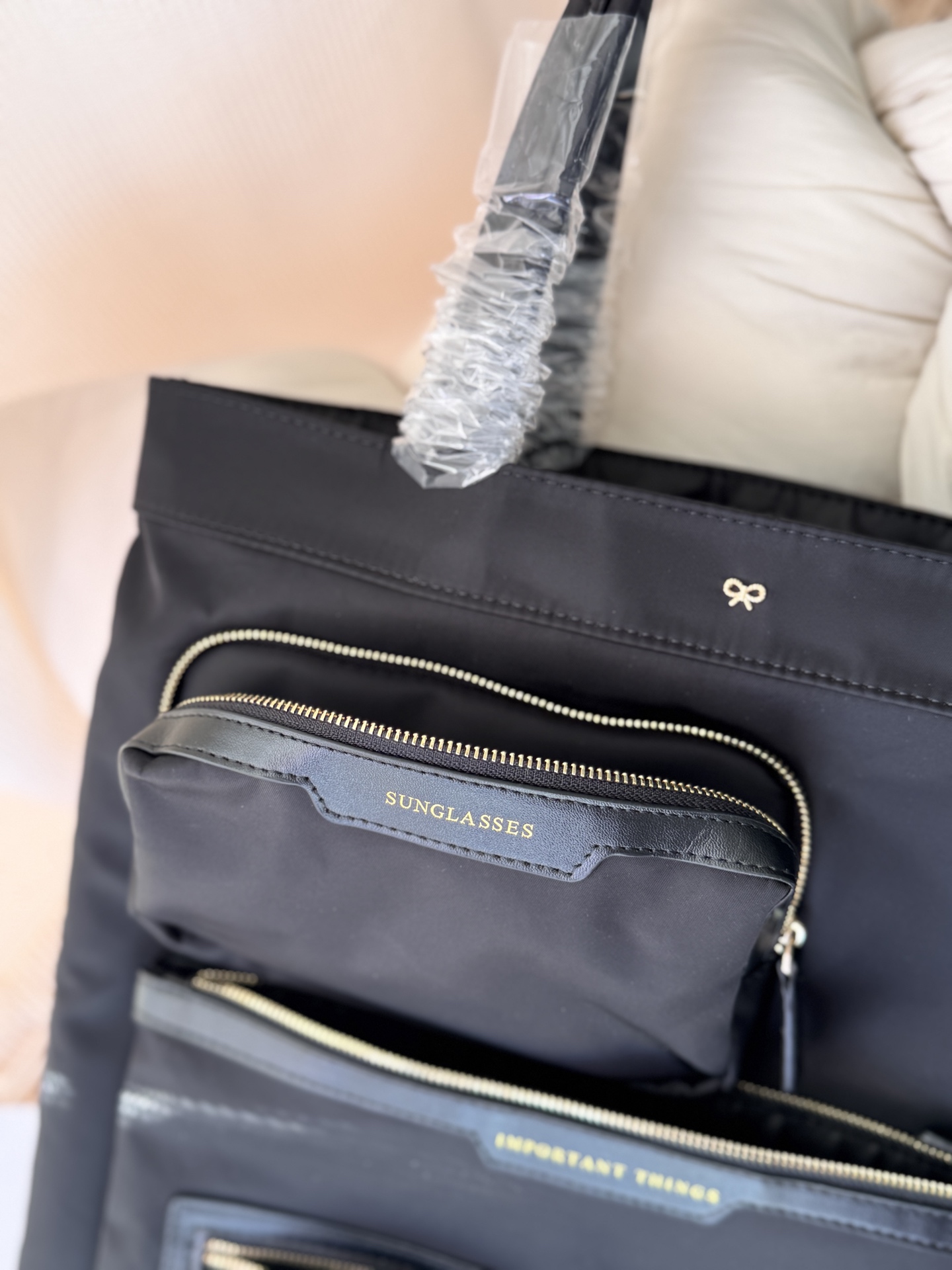Tod's Classic Handcrafted Luxury Leather Shoulder Bag Ref.101A99A6 3