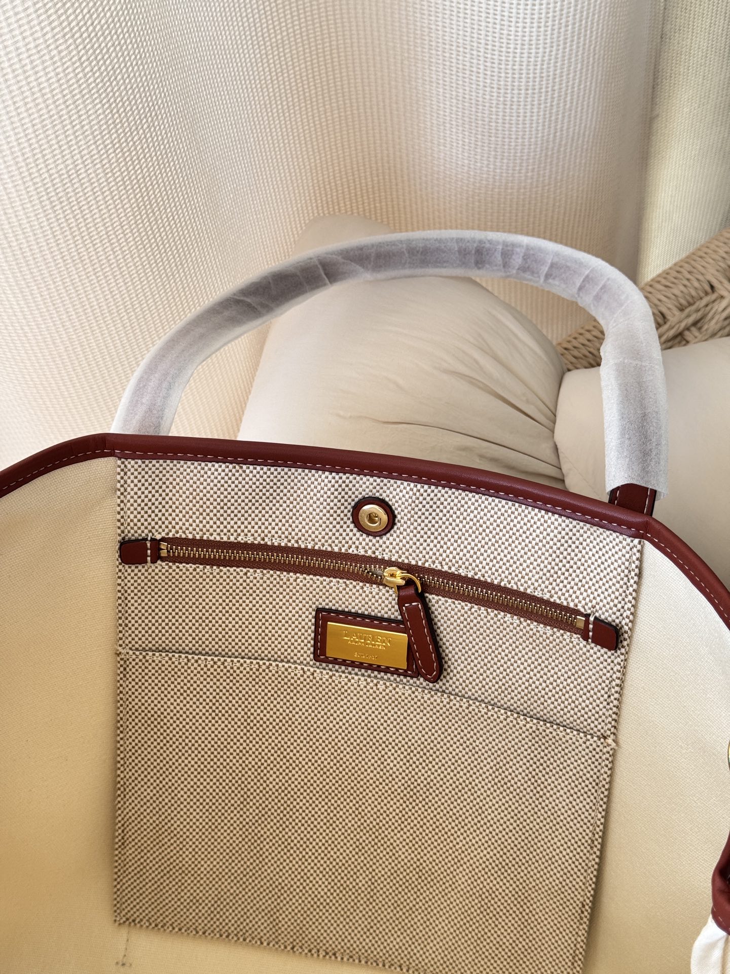 Jacquemus Luxury Designer Handbag Shoulder Crossbody Bag crafted in 9