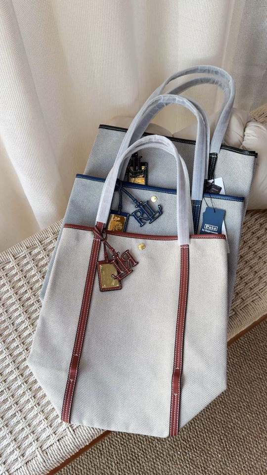 Cartier Luxury Designer Handbag Shoulder Crossbody Bag crafted in