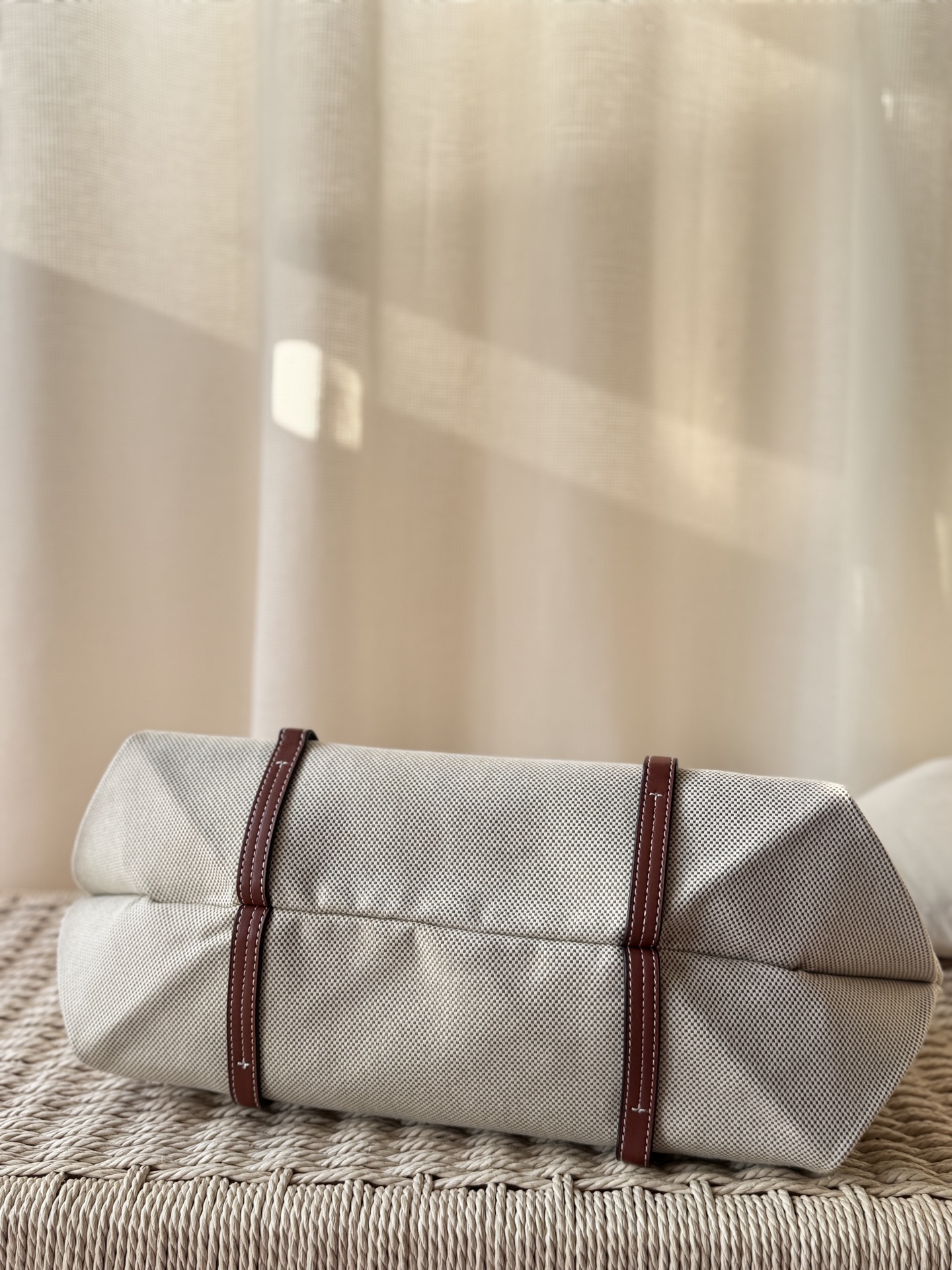 Jacquemus Luxury Designer Handbag Shoulder Crossbody Bag crafted in 6