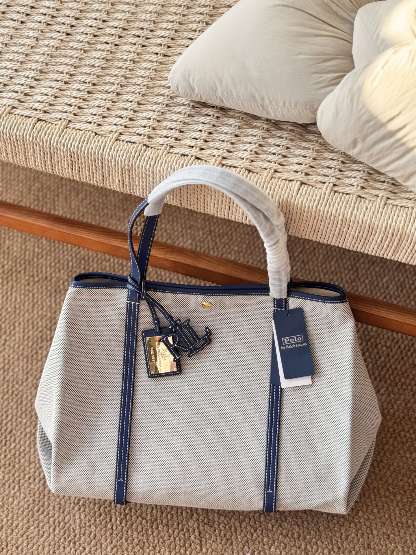 Hermès Luxury Designer Handbag Shoulder Crossbody Bag crafted in premium 5
