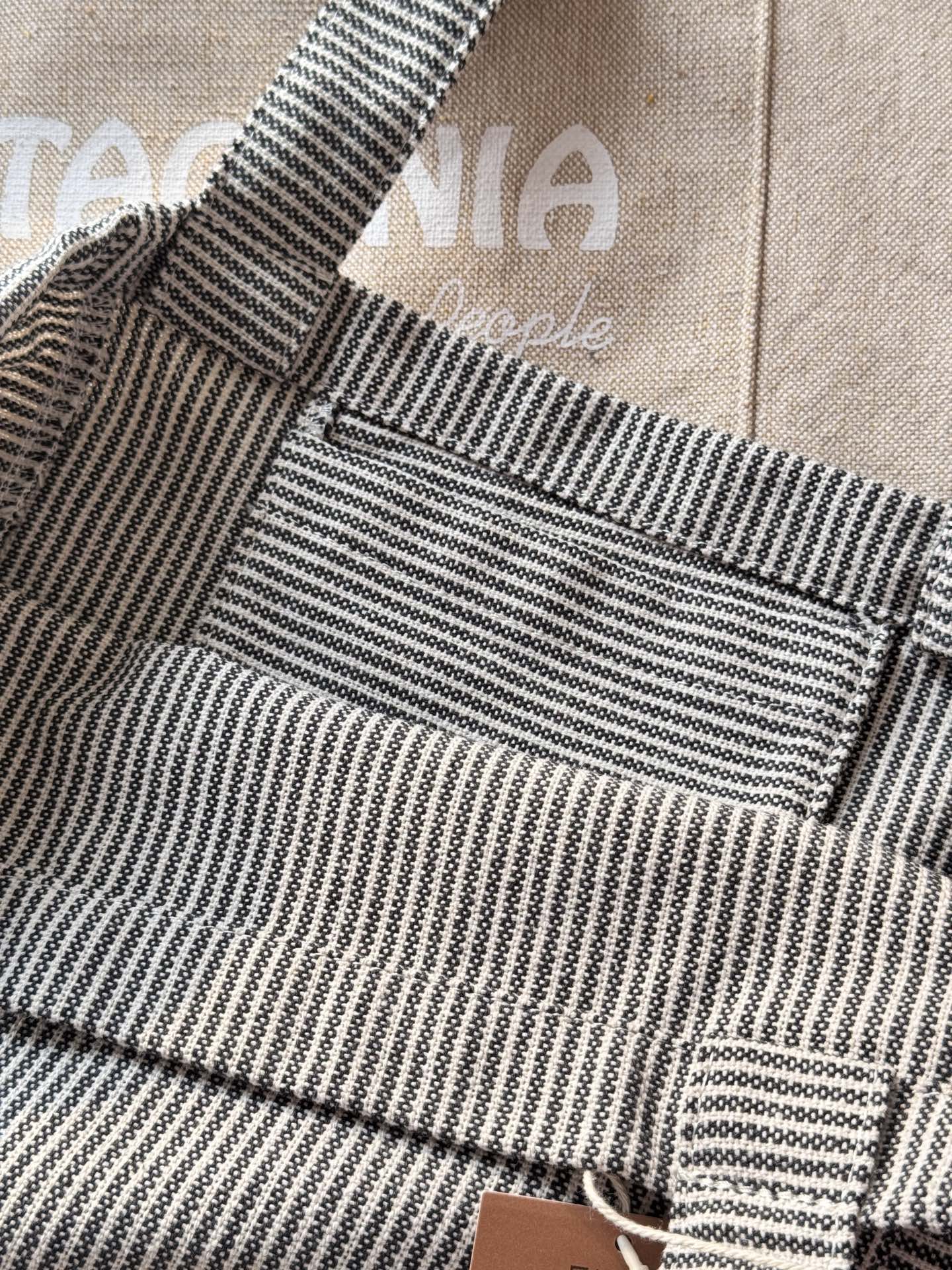 博柏利 Burberry 高定典藏名品高定成衣时装外套连衣裙衬衫T恤 #71D6F382 3