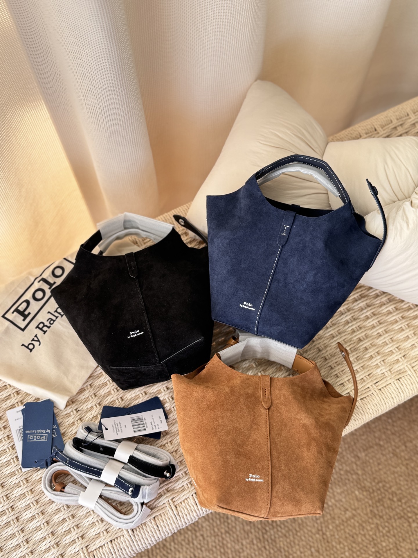 Loewe Luxury Designer Handbag Shoulder Crossbody Bag crafted in premium 4