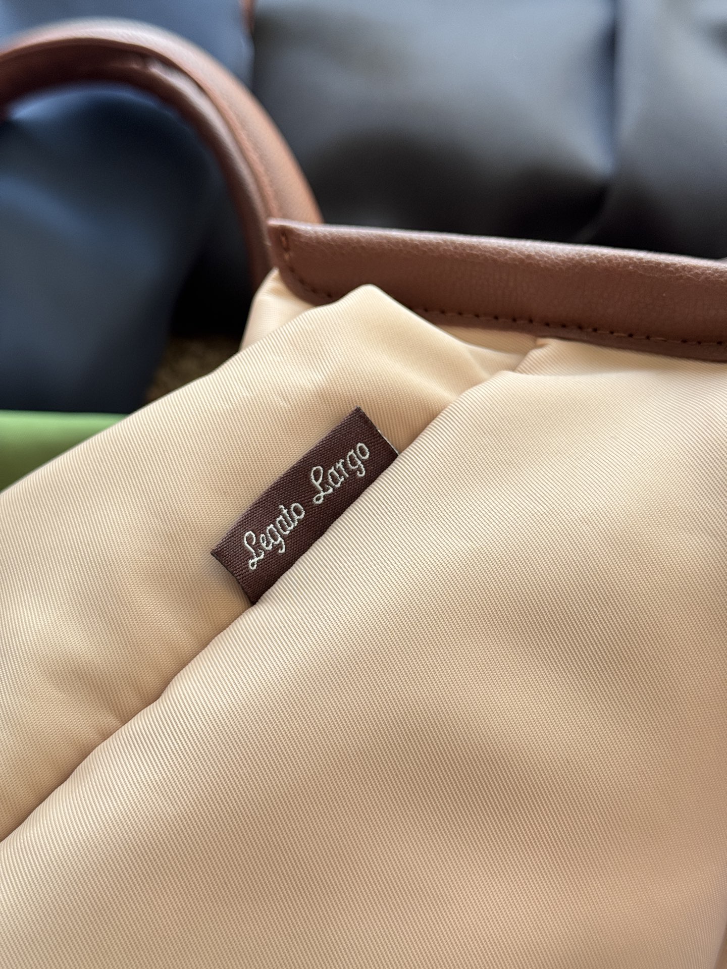 诺悠翩雅 Loro Piana 高定典藏名品高定成衣时装外套连衣裙衬衫T恤 #3D46E263 2