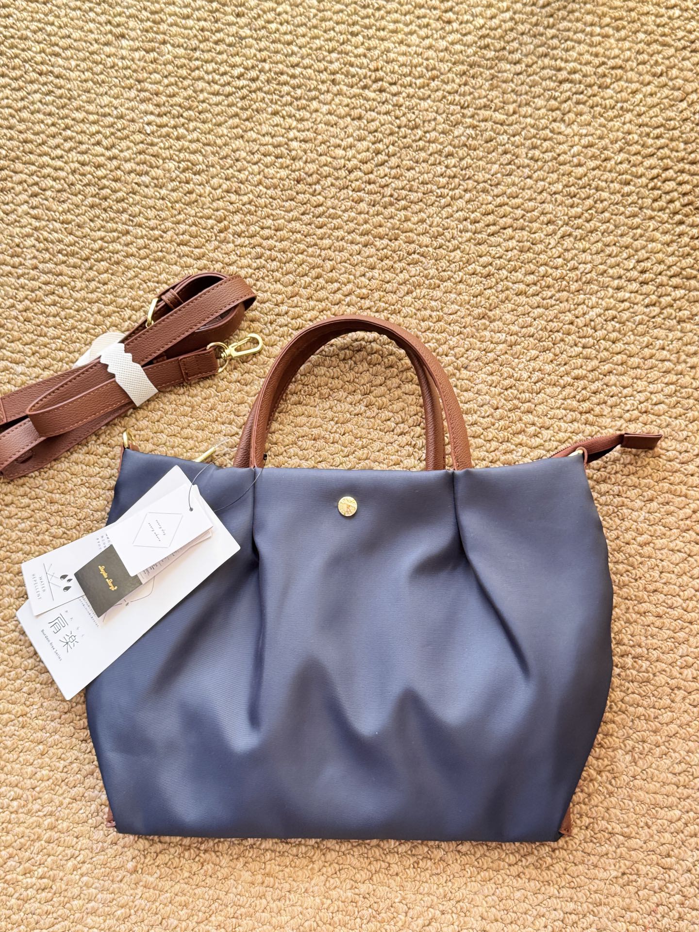 Ferragamo Luxury Designer Handbag Shoulder Crossbody Bag crafted in 5