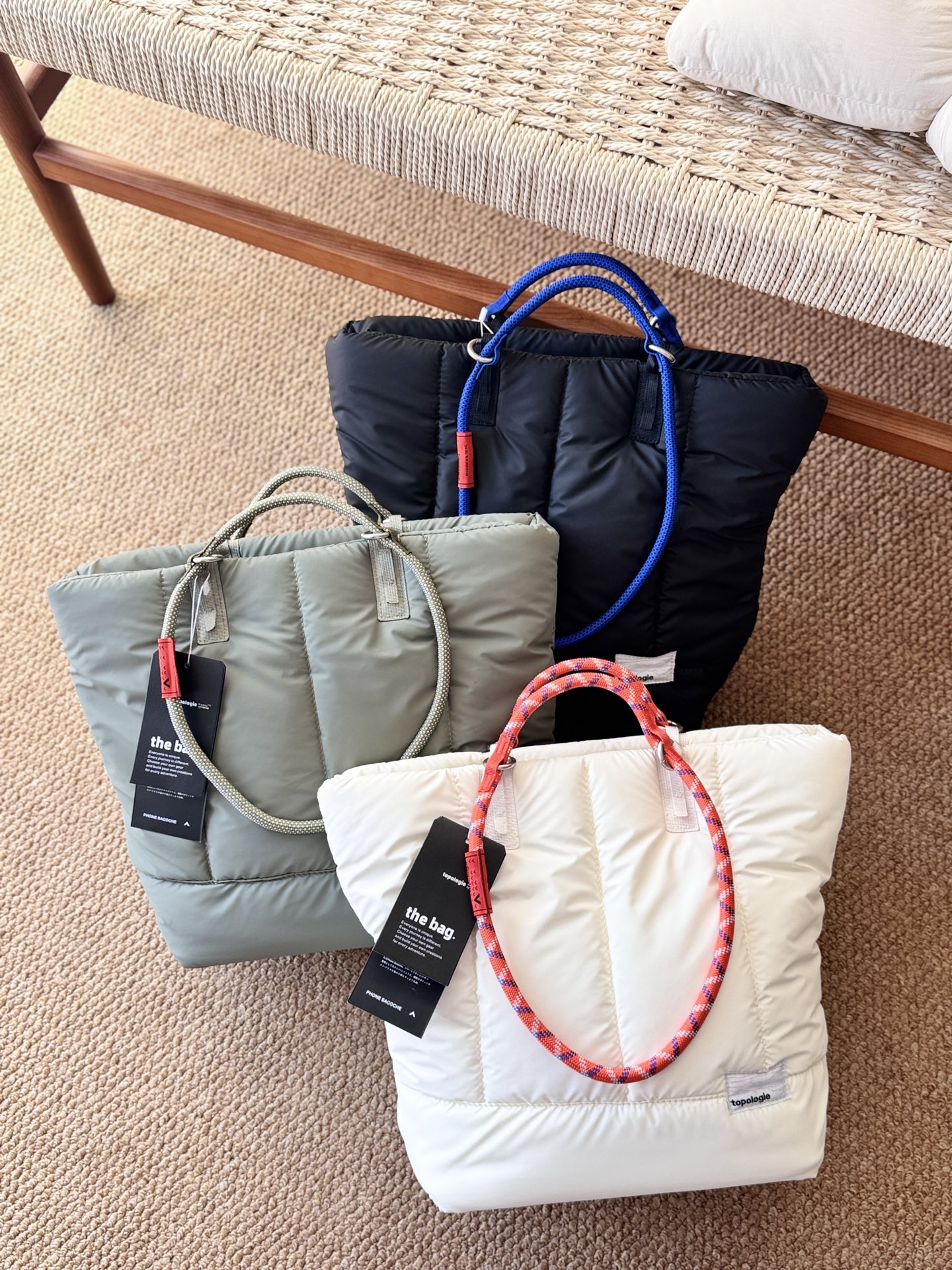 _d-e9sOrramHuJdvtjN76WXmjY2_2NVR-nc9BaZA