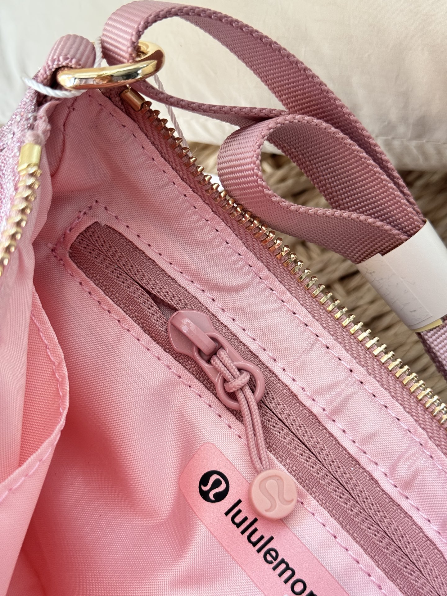 _dhd9suIOHPJkRKZTZfw3eN_MT-5goWCVrwnVRRg