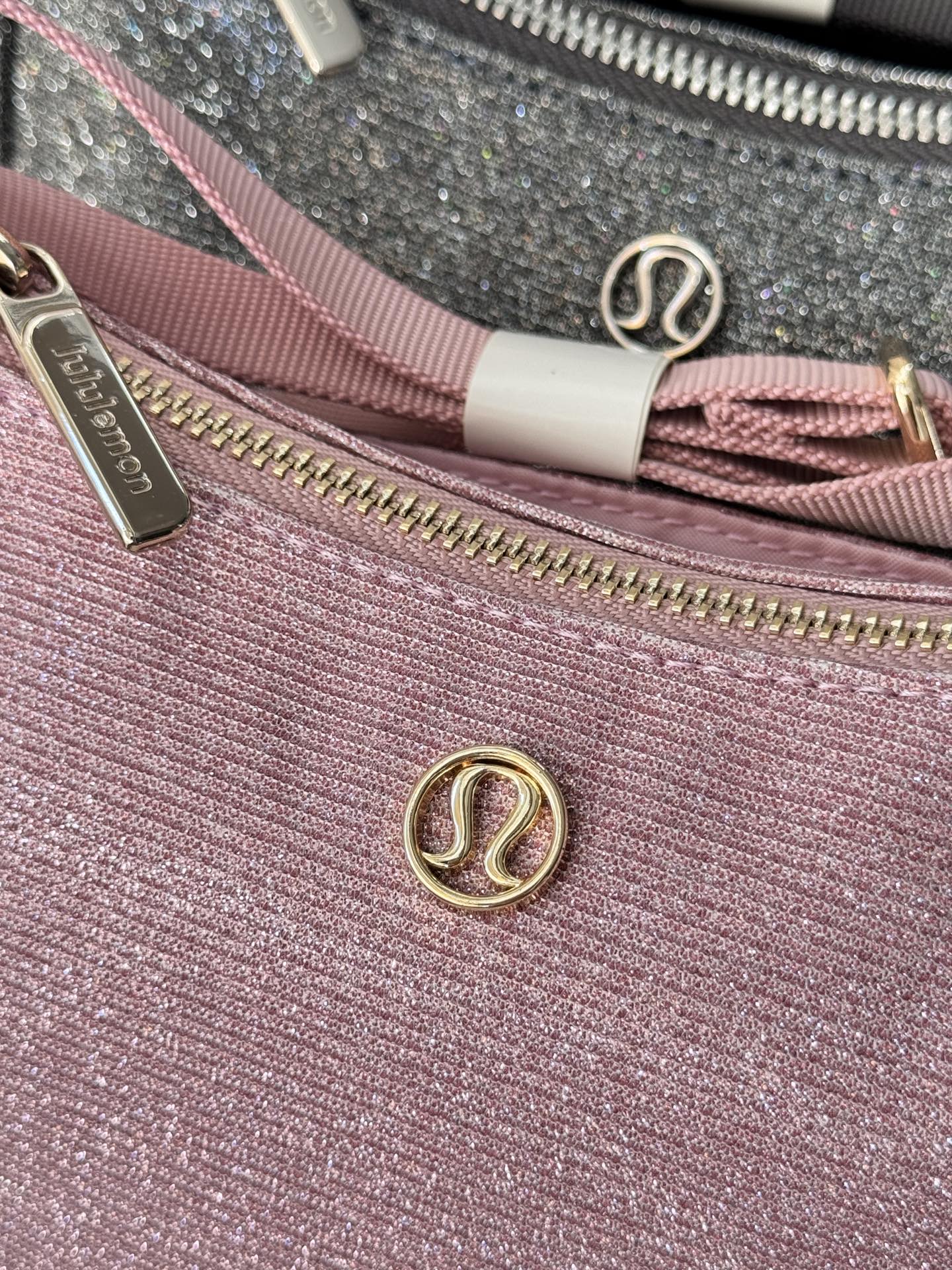 _dvM9sXpW0-ieb06_cEonpX2B2toVnw7wwZNyc8Q