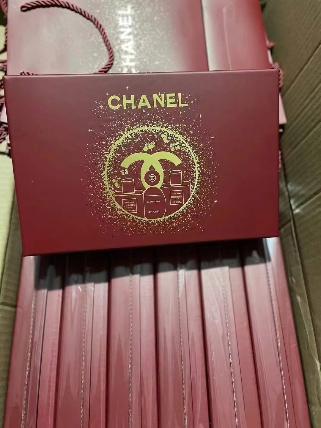 105. Juego de cuatro piezas de fragancia de cuerpo completo Chanel Paris / Caja roja 🔜 Calidad uno a uno❗ Juego de cua…