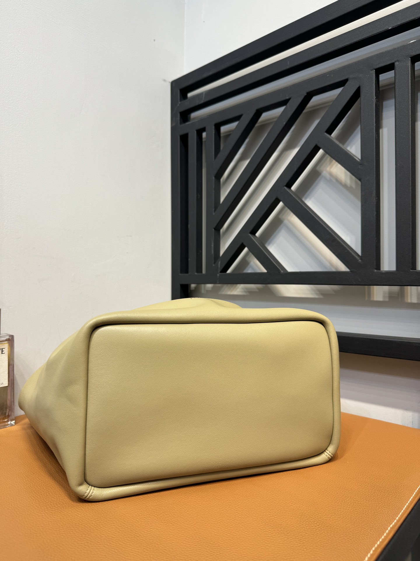 LOEWE Squeeze Bag Medium Size - Yellow Leather with Donut Chain Detail 7 i1706612344 3216 7