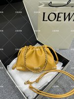 Supplier in China
 Loewe AAA
 Crossbody & Shoulder Bags Sheepskin Fashion