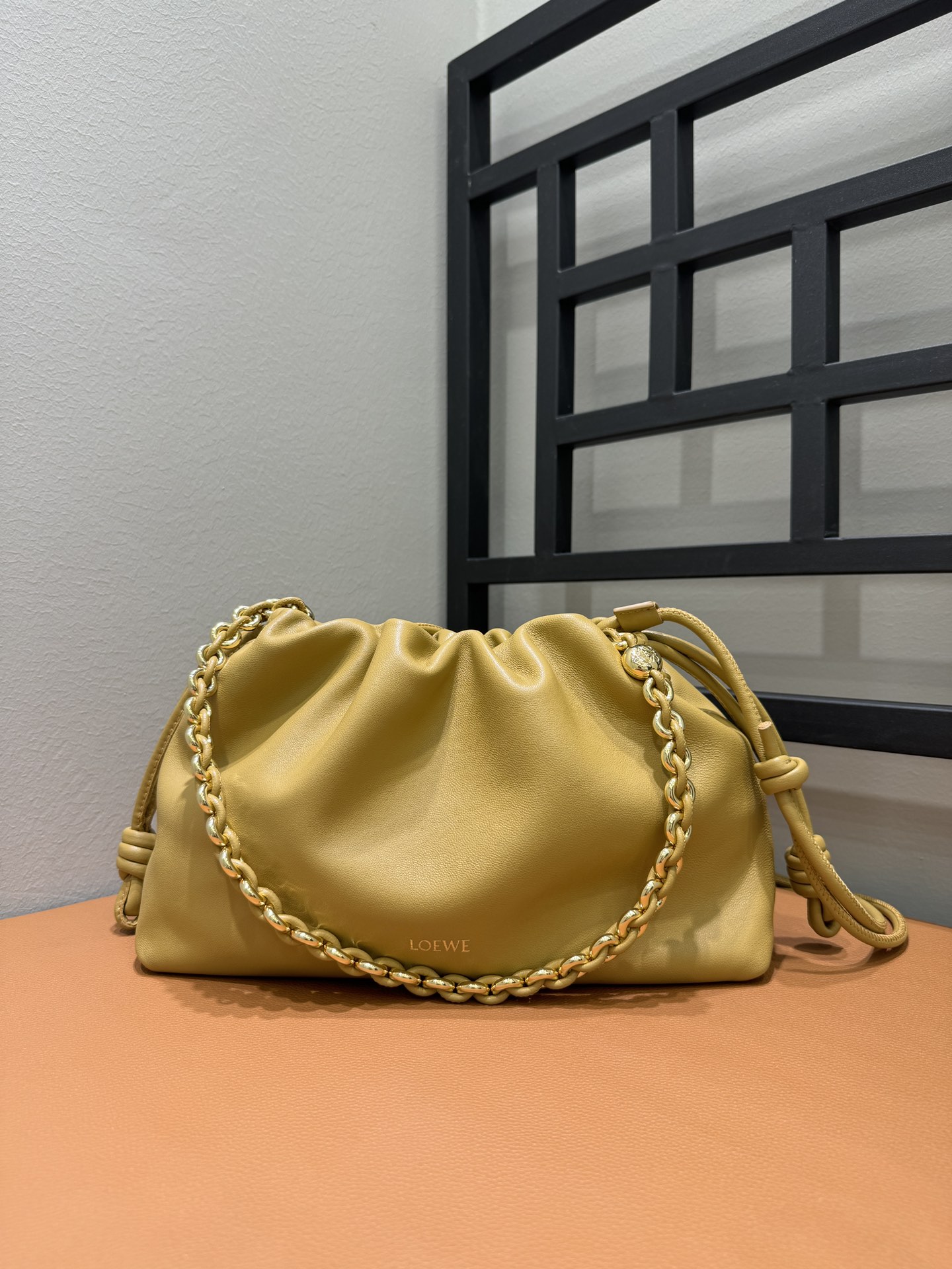 Loewe Flamenco 1:1
 Handbags Crossbody & Shoulder Bags Men Sheepskin Fashion Chains