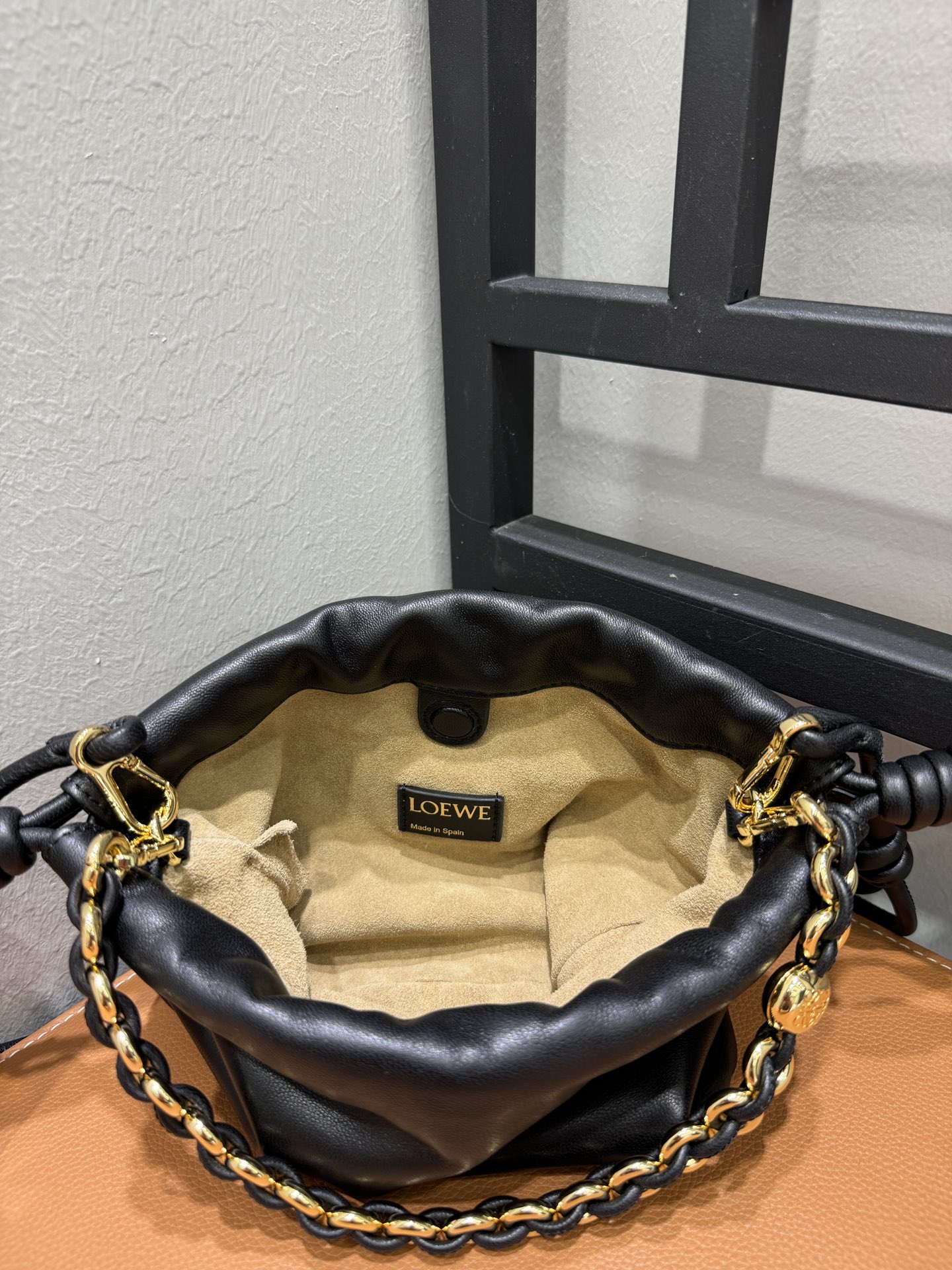 LOEWE Flamenco Purse Small Nappa Leather Black with Chain Detail 7 i1711309806 3614 4