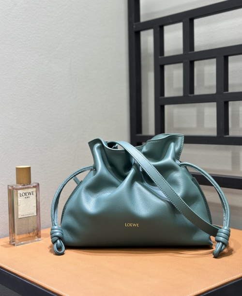 Loewe Flamenco Medium Lucky Bag, Versatile Trendy Bag, Grass Green 1 Loewe Flamenco Medium Lucky Bag, Versatile Trendy Bag, Grass Green