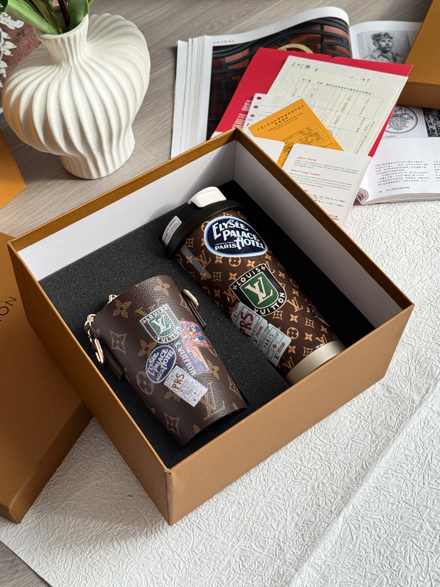 NO:810250,Brown travel stamp!  A dream cup for water cup lovers, it’s as big as one cup for everyone!  It’s super fun to drink water with a beautiful kettle!  ,tea set    cup19860909棕色旅行印章！ 水杯爱好者的梦中情杯,人手一杯的程度！用漂亮水壶,喝水都超级开心！,茶具,accessory