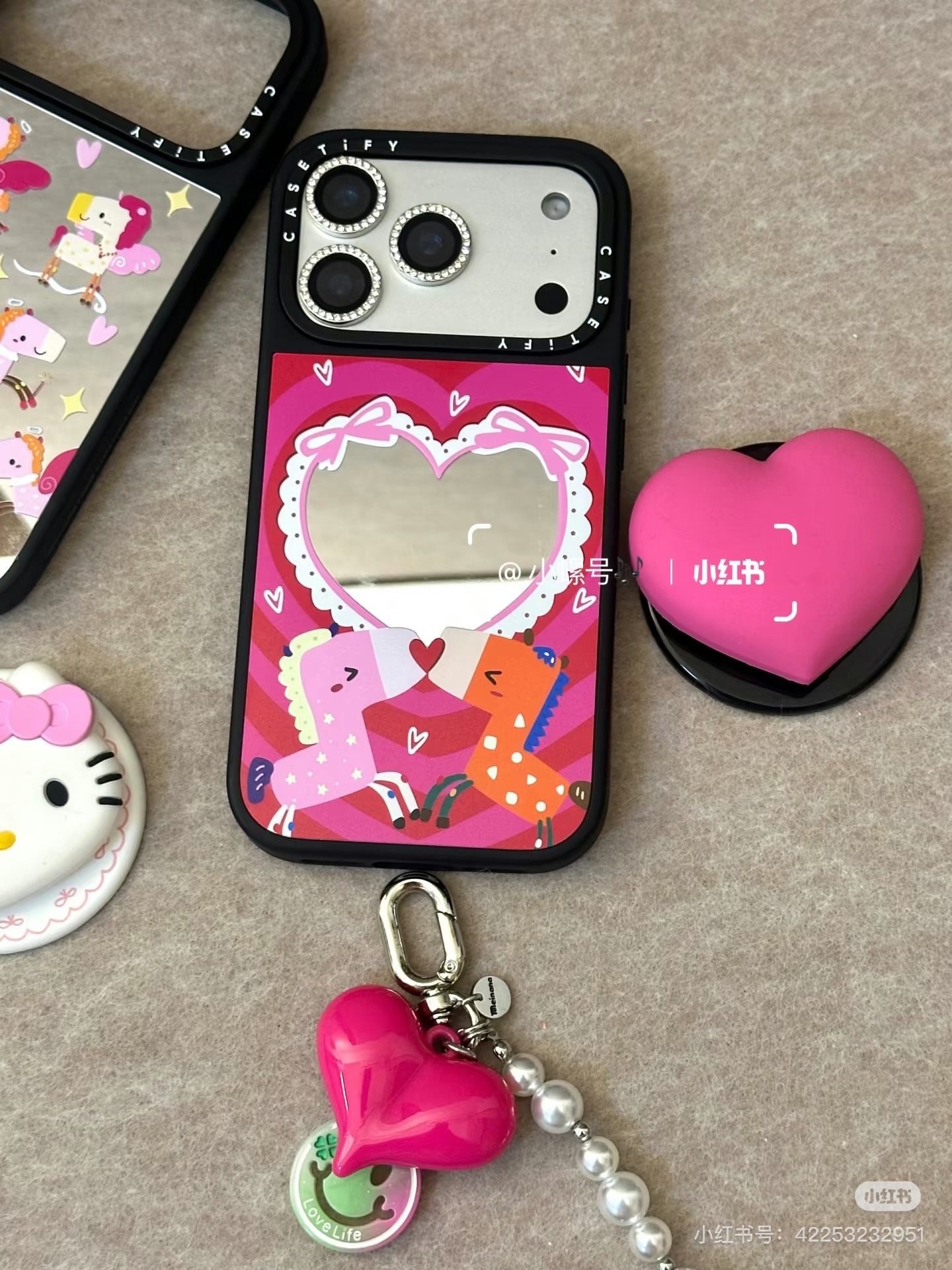 NO:810981,This popular case is used by countless celebrities at home and abroad!  The official sales volume is 100,000+. With this kind of price and this kind of sales volume, just say it’s awesome or not!  , mobile phone cases. small pendants. earphone cases. keychains, trendy department stores, keychain, phone cases19860909国内外数不清的明星都在用的爆款壳！ 官方销量10w+ 这种价格这种销量你就说牛不牛吧！,手机壳.小挂件.耳机套.钥匙扣潮品百货,keychain,phone cases,accessory