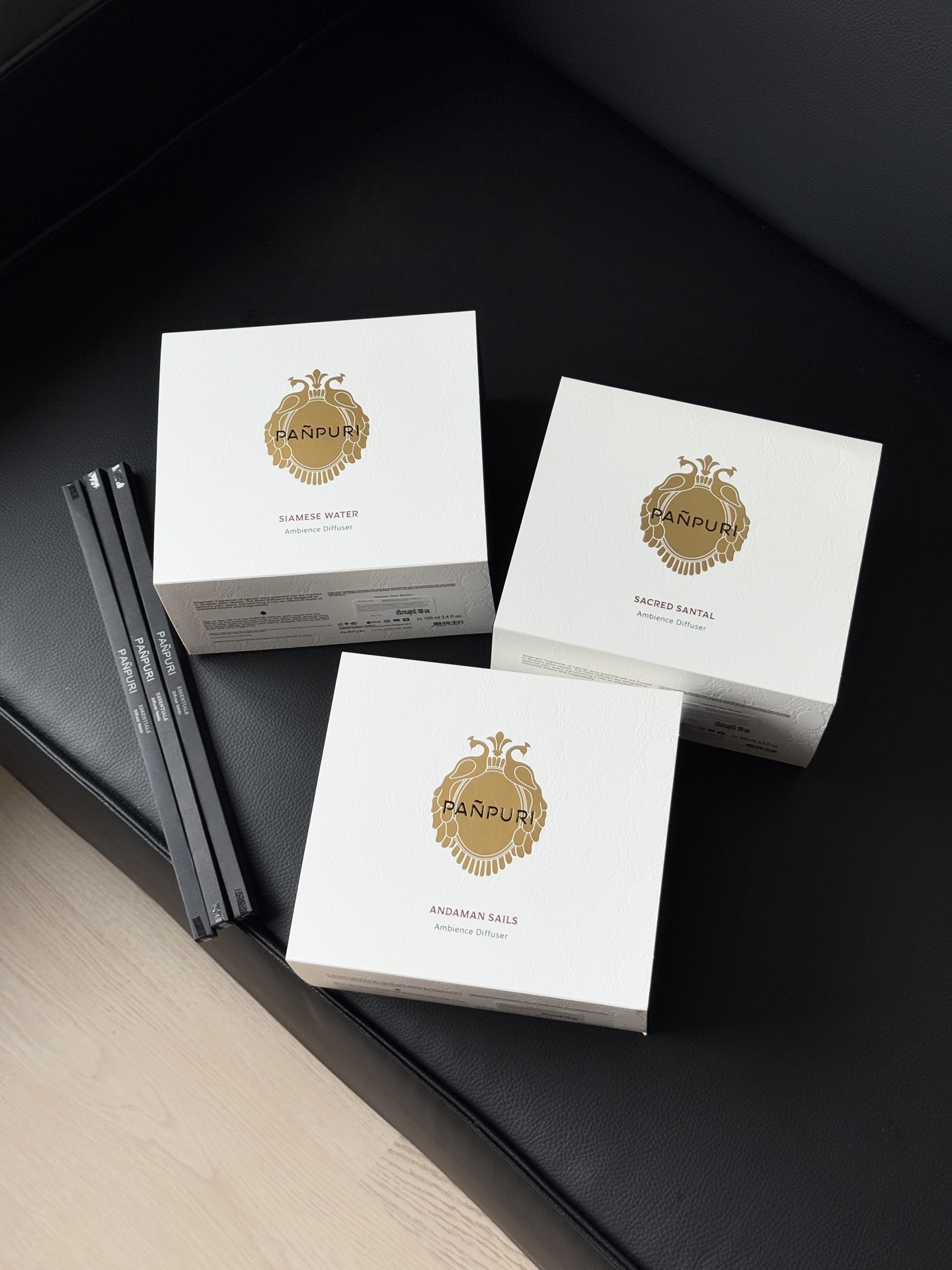 NO:879168,Straight out of the box!  !  Differentiate the market!  The materials and packaging of the original word-of-mouth anuri are exactly the same, completely at the level of gods!  !  , Car Aromatherapy. Home Fragrance. Candles19860909直接开箱！！ 区别市面！原装口碑anuri 材质包装都是完全一致 完全封神级别！！,车载香薰.居家香氛.蜡烛,accessory