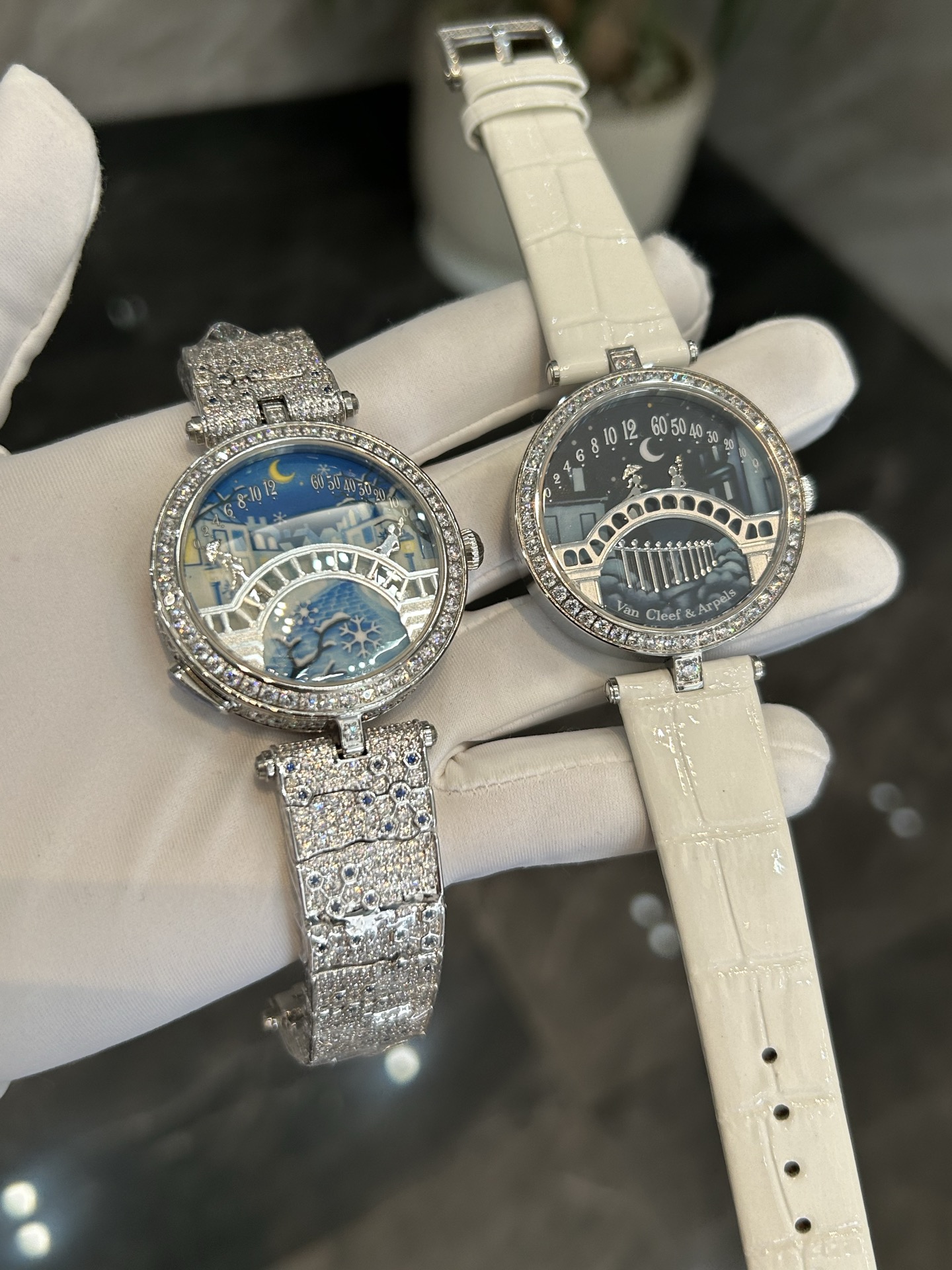 An exclusive picture. Van Cleef & Arpels high quality Van Cleopatra Lover Bridge, Switzerland - 图片 8