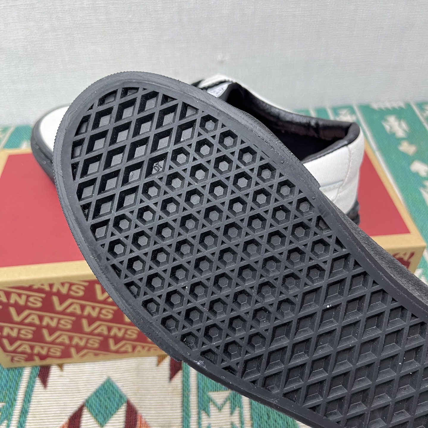 VANS 范斯 SK8-LOW 经典款 低帮 休闲板鞋帆布鞋 工艺：硫化1:1（重量1:1、真标、原钢印