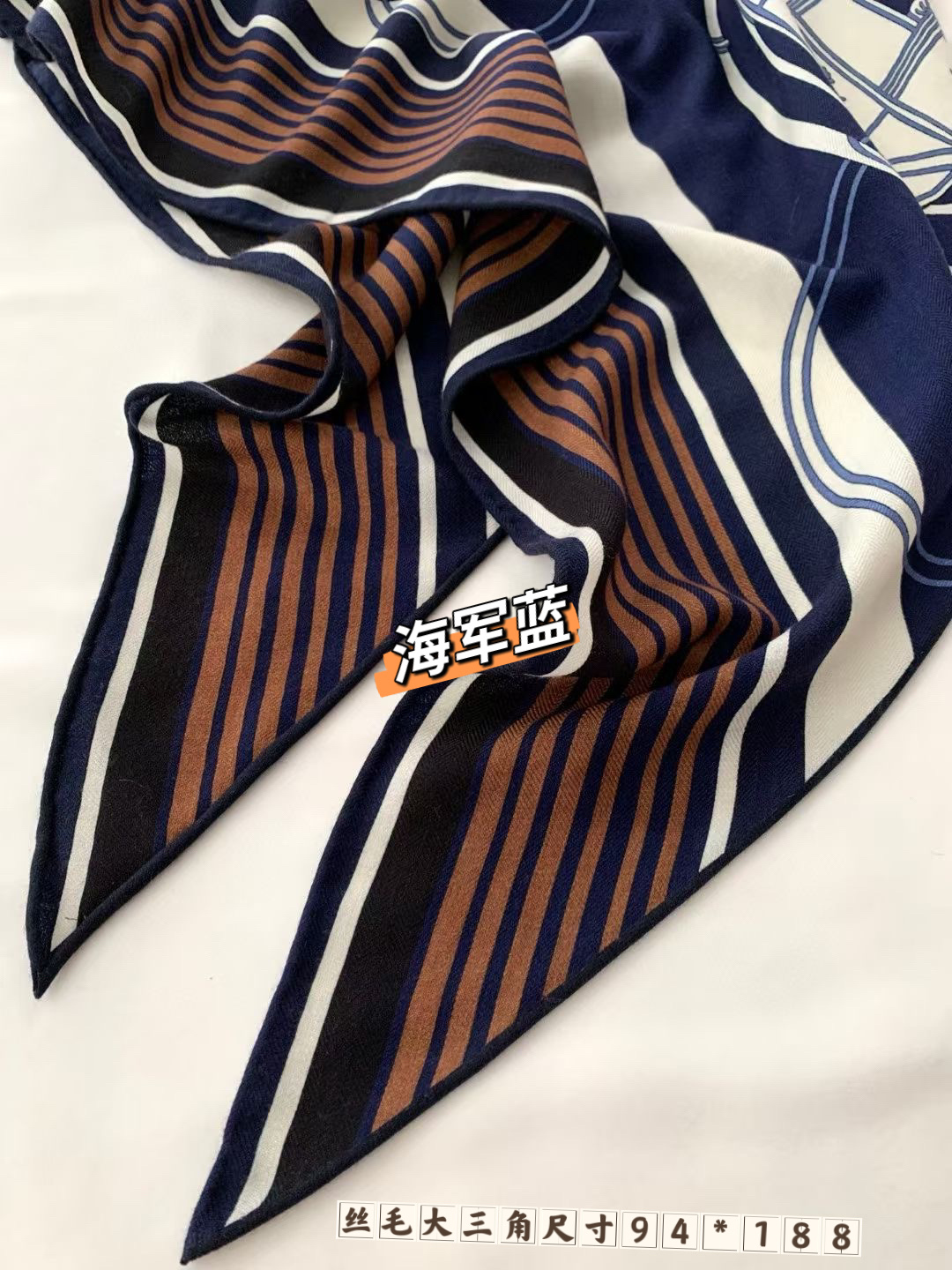 💰丝毛大三角双面！无标色彩明丽，格调高雅而随性，捕捉一瞬间的灵感融入作品之中，将美的含义发挥到极致。70