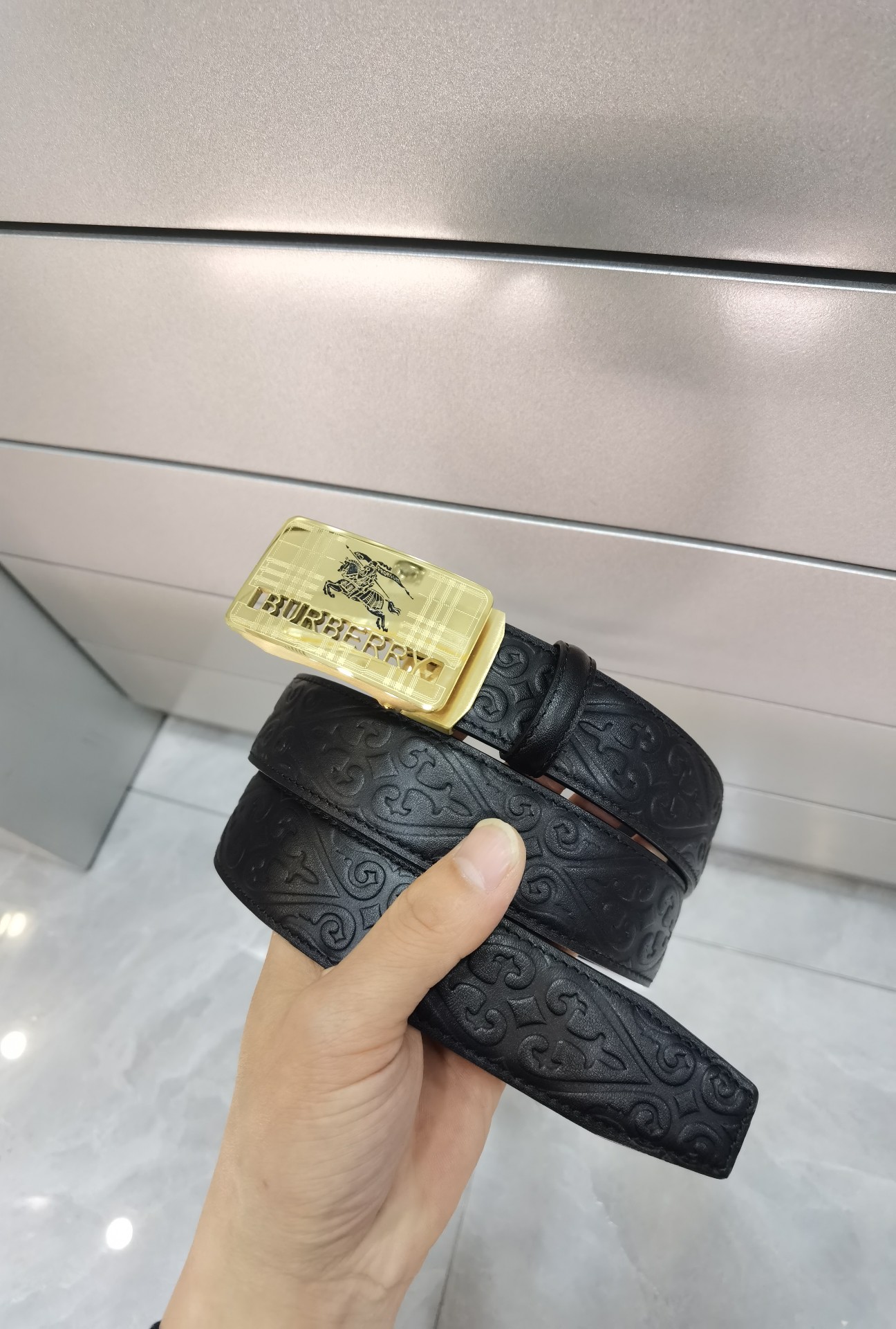 巴宝莉自动扣㊙️原单高端品质🎗专柜官网同步💎宽度3.5精美扣头💯意大利进口头层小牛皮原版花纹✨纹理消晰真实感超强🌈打造全