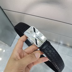 万宝龙自动扣㊙️原单高端品质🎗专柜官网同步💎宽度3.5精美扣头💯意大利进口头层小牛皮原版花纹✨纹理消晰真实感超强🌈打造全 万宝龙自动扣㊙️原单高端品质🎗专柜官网同步💎宽度3.5精美扣头💯意大利进口头层小牛皮原版花纹✨纹理消晰真实感超强🌈打造全