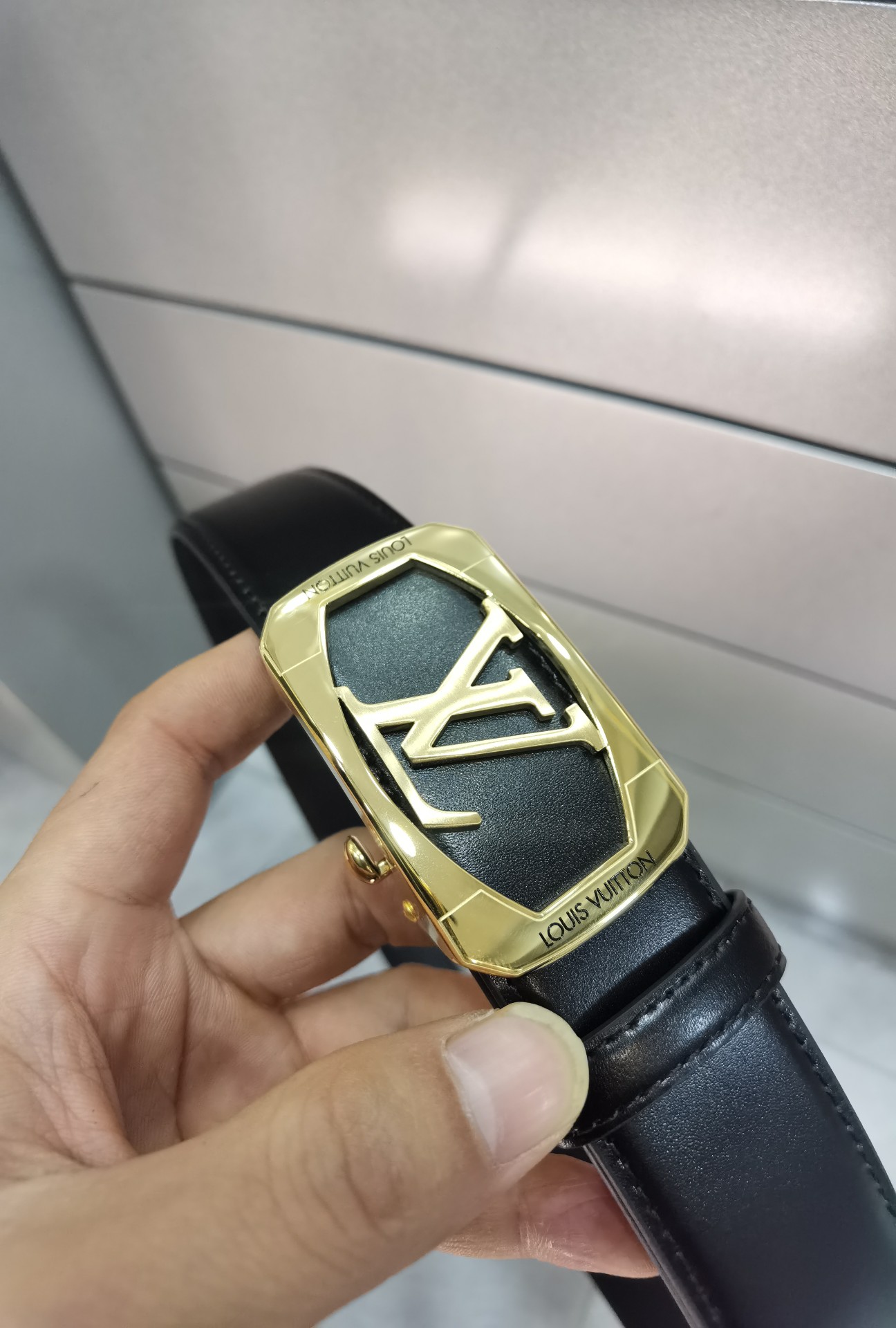 路易威登自动扣㊙️原单高端品质🎗专柜官网同步💎宽度3.5精美扣头💯意大利进口头层小牛皮原版花纹✨纹理消晰真实感超强🌈打造