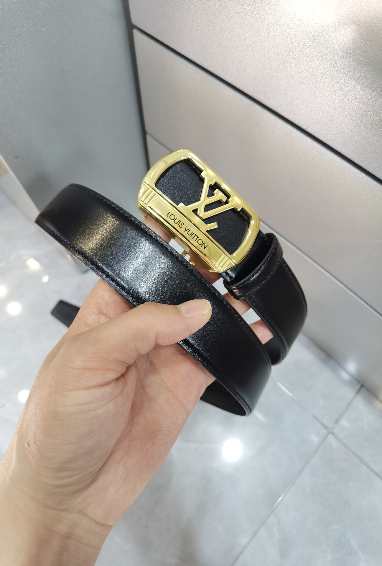 路易威登自动扣㊙️原单高端品质🎗专柜官网同步💎宽度3.5精美扣头💯意大利进口头层小牛皮原版花纹✨纹理消晰真实感超强🌈打造