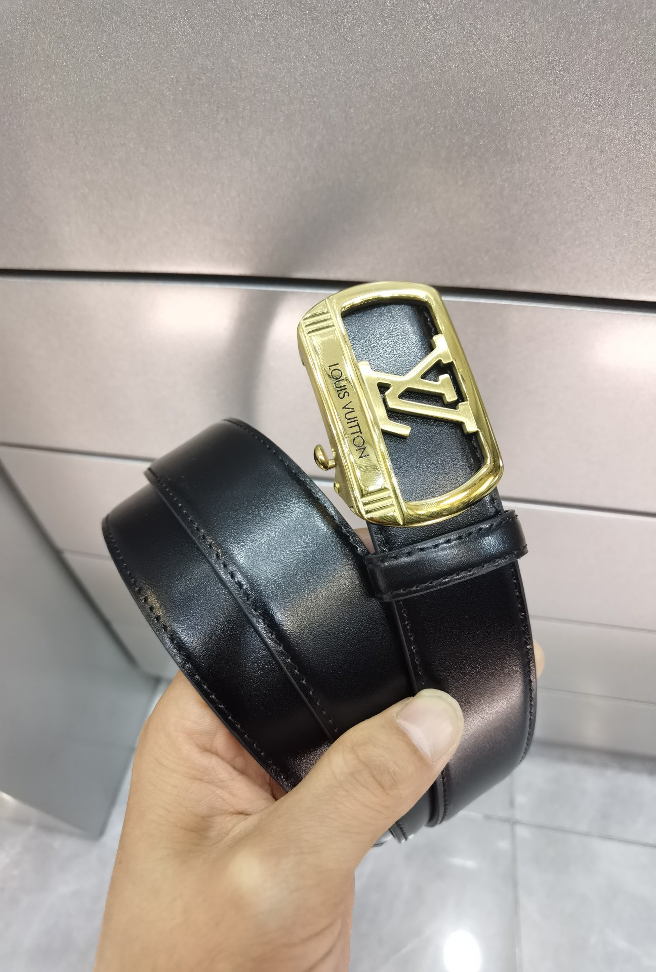 路易威登自动扣㊙️原单高端品质🎗专柜官网同步💎宽度3.5精美扣头💯意大利进口头层小牛皮原版花纹✨纹理消晰真实感超强🌈打造