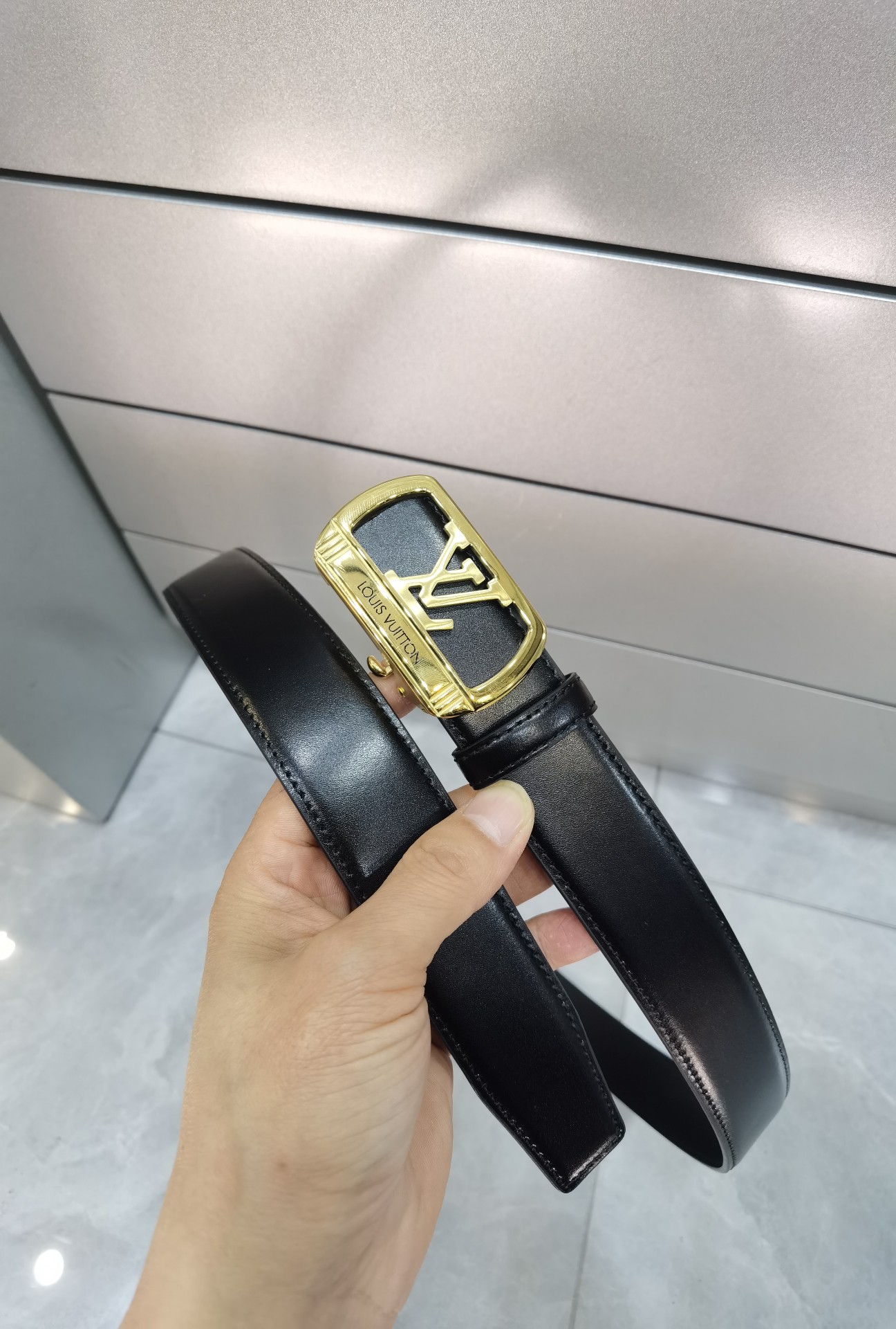 路易威登自动扣㊙️原单高端品质🎗专柜官网同步💎宽度3.5精美扣头💯意大利进口头层小牛皮原版花纹✨纹理消晰真实感超强🌈打造