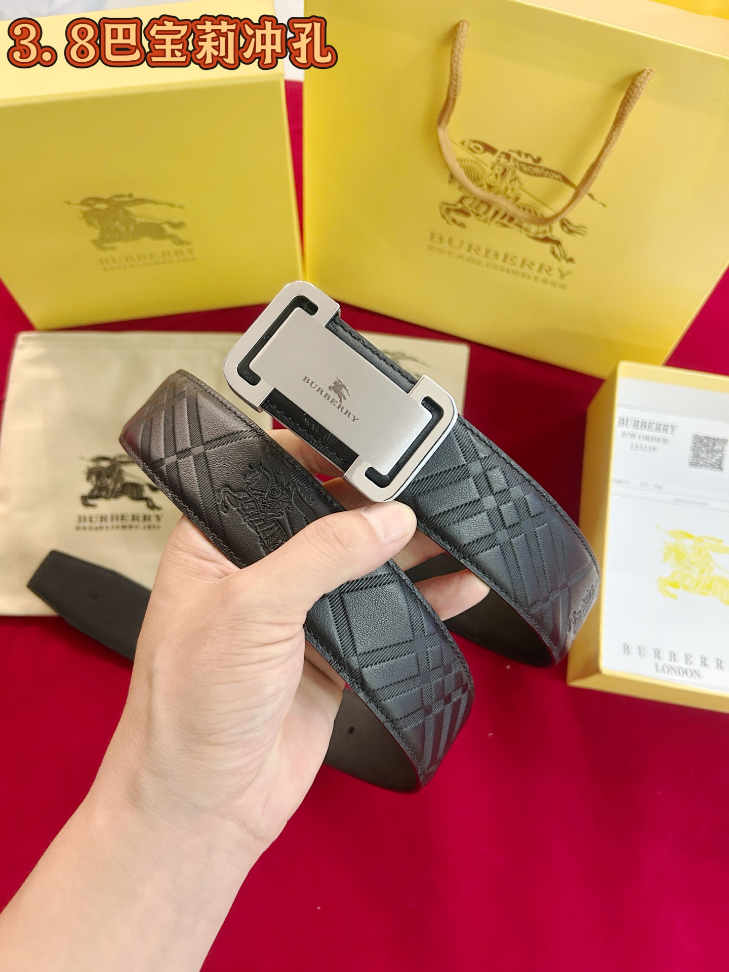 配专柜包装    巴宝莉㊙️原单高端品质🎗专柜官网同步🌟支持NFC感应💎宽度3.8精美钢扣头💯意大利进口