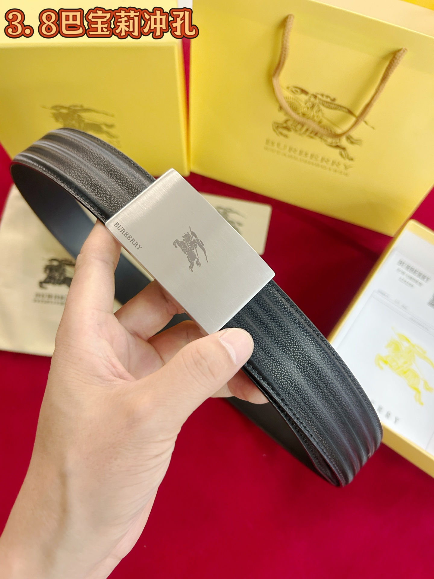 配专柜包装    巴宝莉㊙️原单高端品质🎗专柜官网同步🌟支持NFC感应💎宽度3.8精美钢扣头💯意大利进口