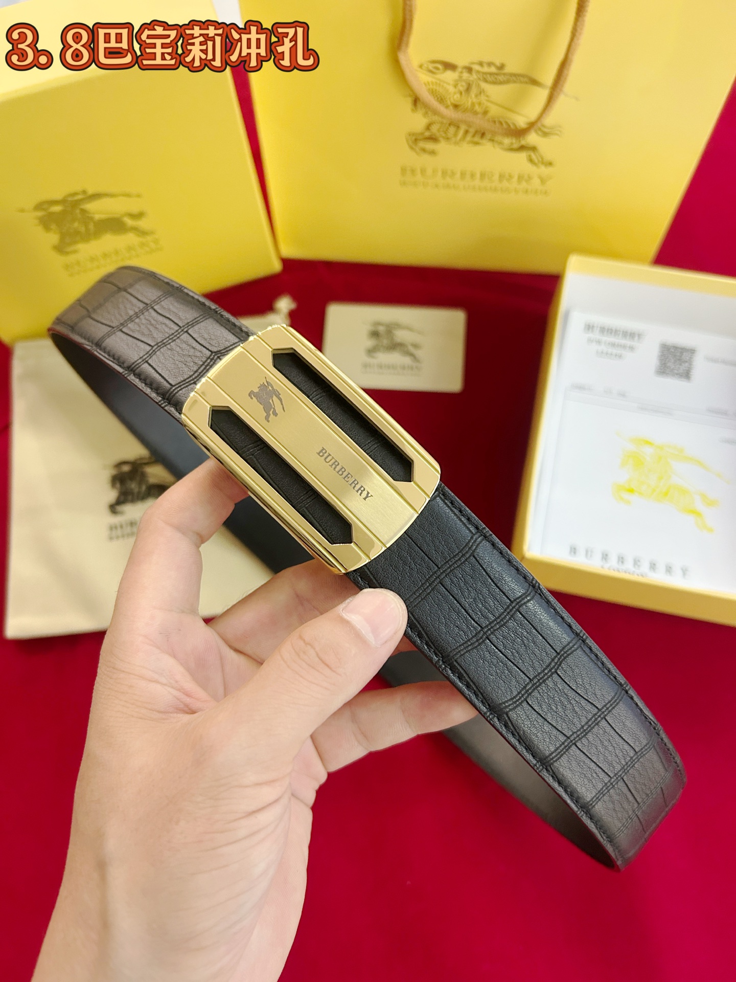 配专柜包装    巴宝莉㊙️原单高端品质🎗专柜官网同步🌟支持NFC感应💎宽度3.8精美钢扣头💯意大利进口