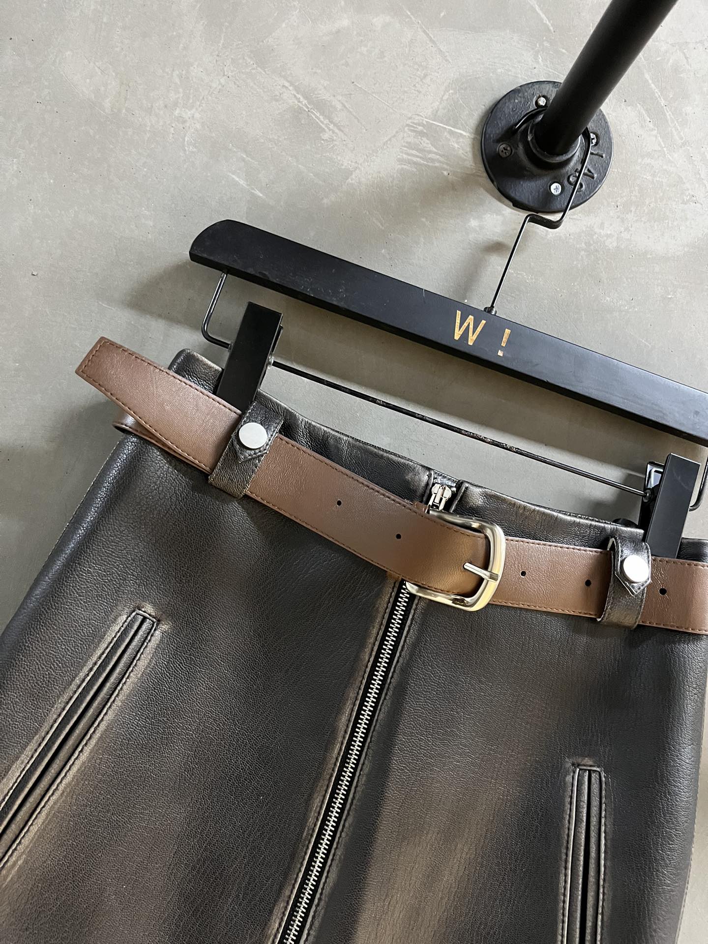 Stylish One-and-a-Half-Skirt in Imported Turkish Leather for 2024 Early Autumn - 图片 6