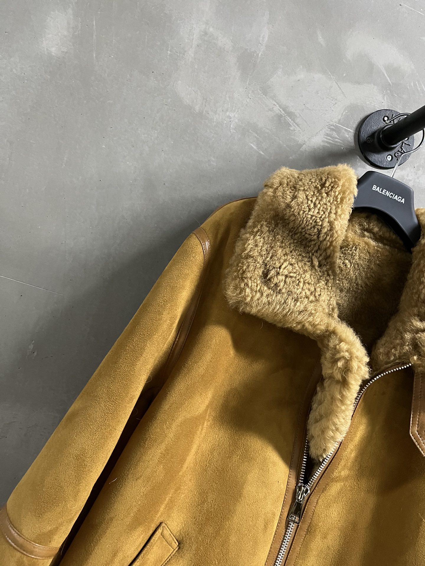 “Balenciaga Profile 2024: Stylish Melinose Wool Single Best-Skinned This Quarter” - 图片 2
