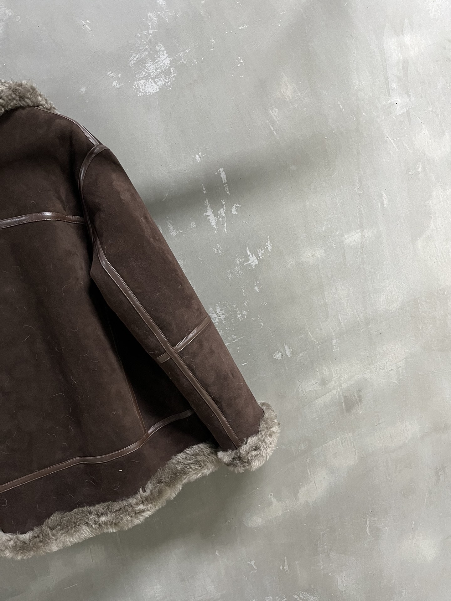Balenciaga Profile 2024: Stylish Melinose Wool Single for Fall Quarter - 图片 8