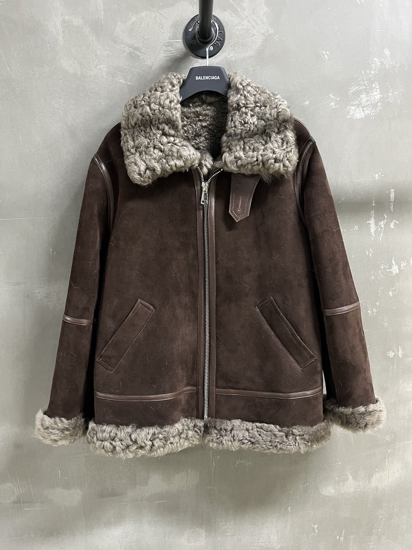 Balenciaga Profile 2024: Stylish Melinose Wool Single for Fall Quarter