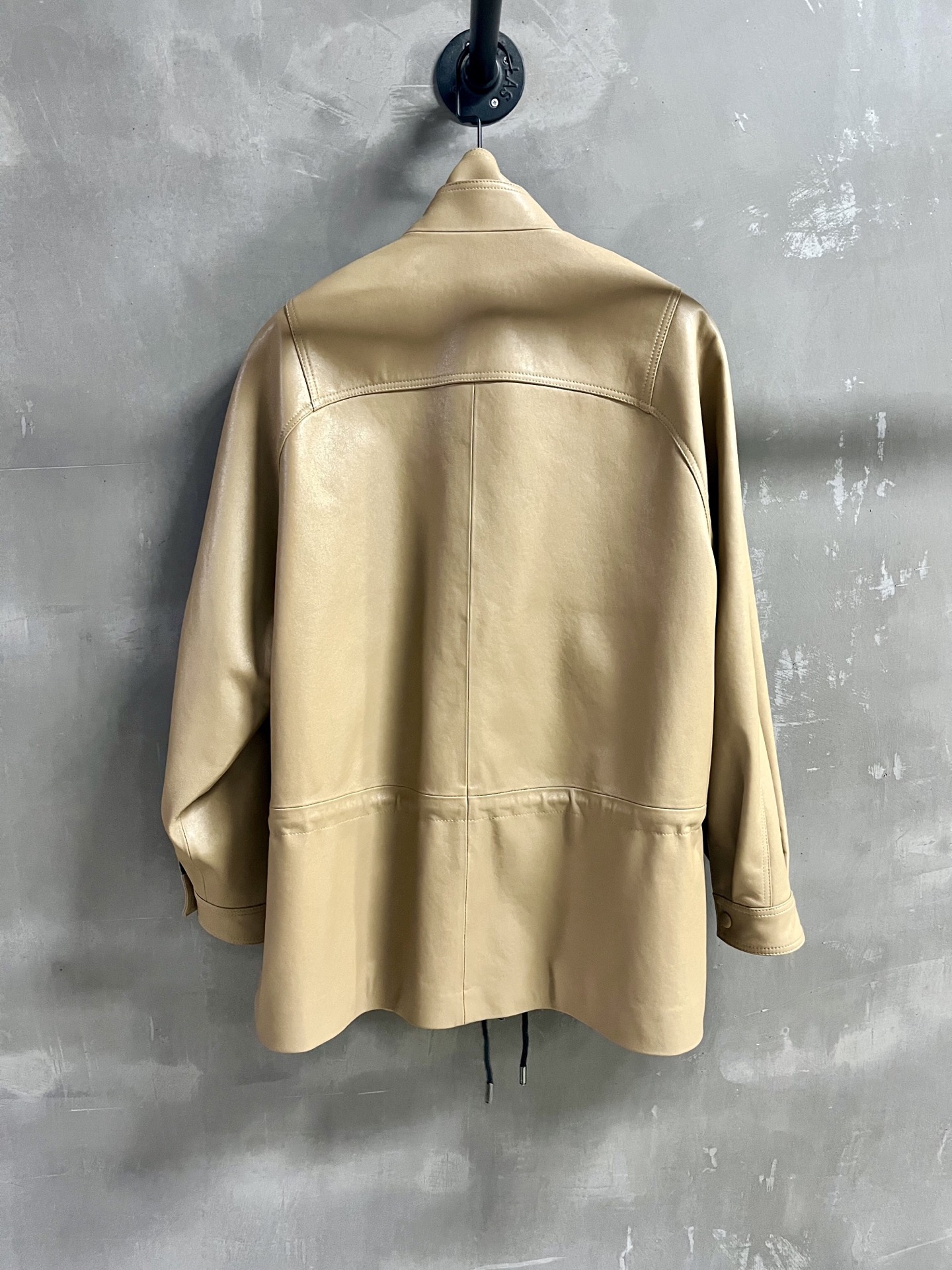 2025 Spring Suit: Original, Stylish Balenci*ga Dust Bag Leather Material, S-L Size. - 图片 9