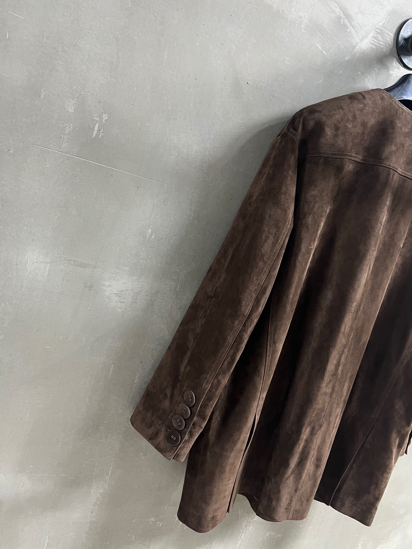 Stylish 2025 Spring Suit: P3174 with Leather Face and Turkish Wool Blend. - 图片 8