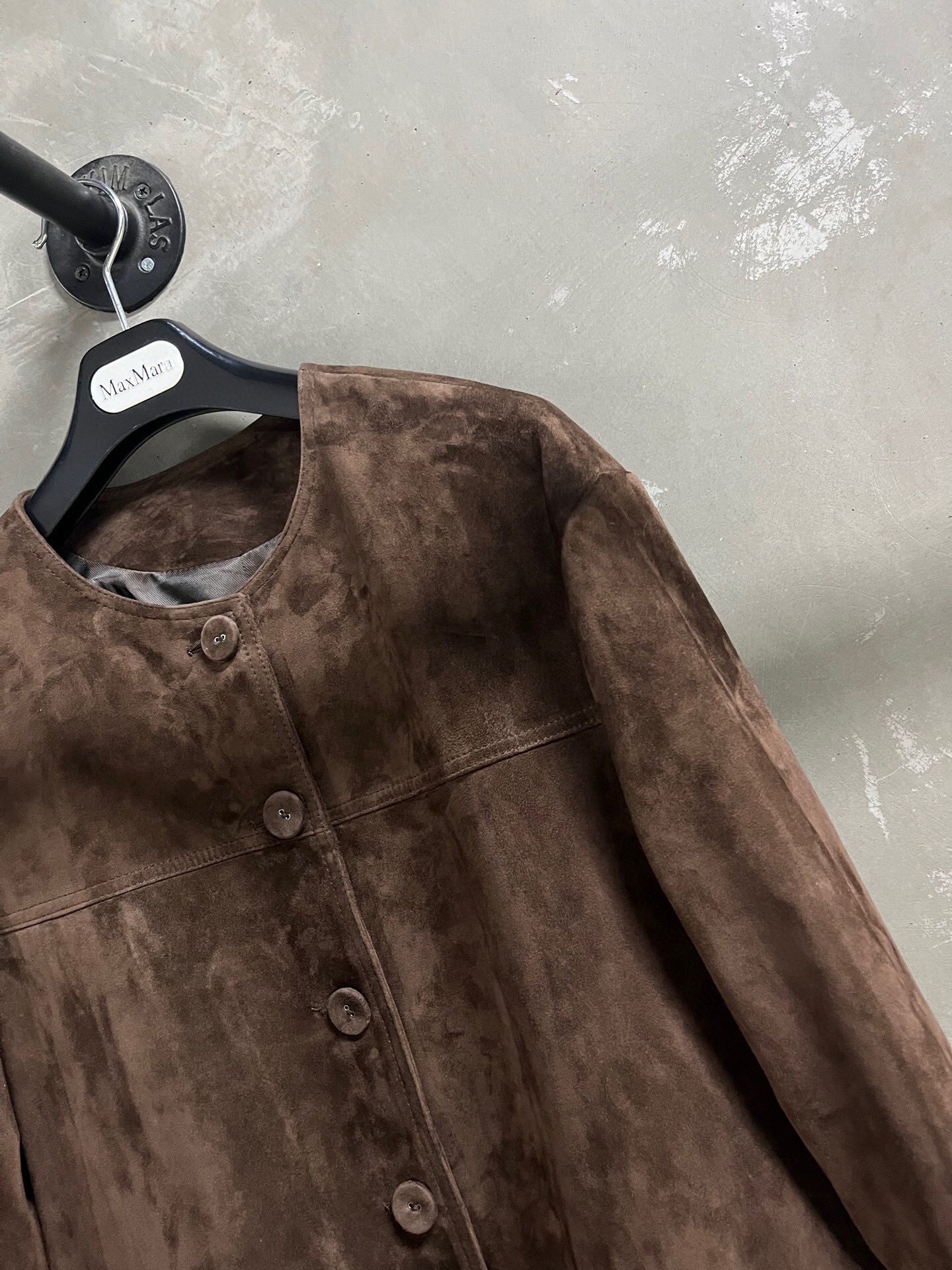 Stylish 2025 Spring Suit: P3174 with Leather Face and Turkish Wool Blend. - 图片 5