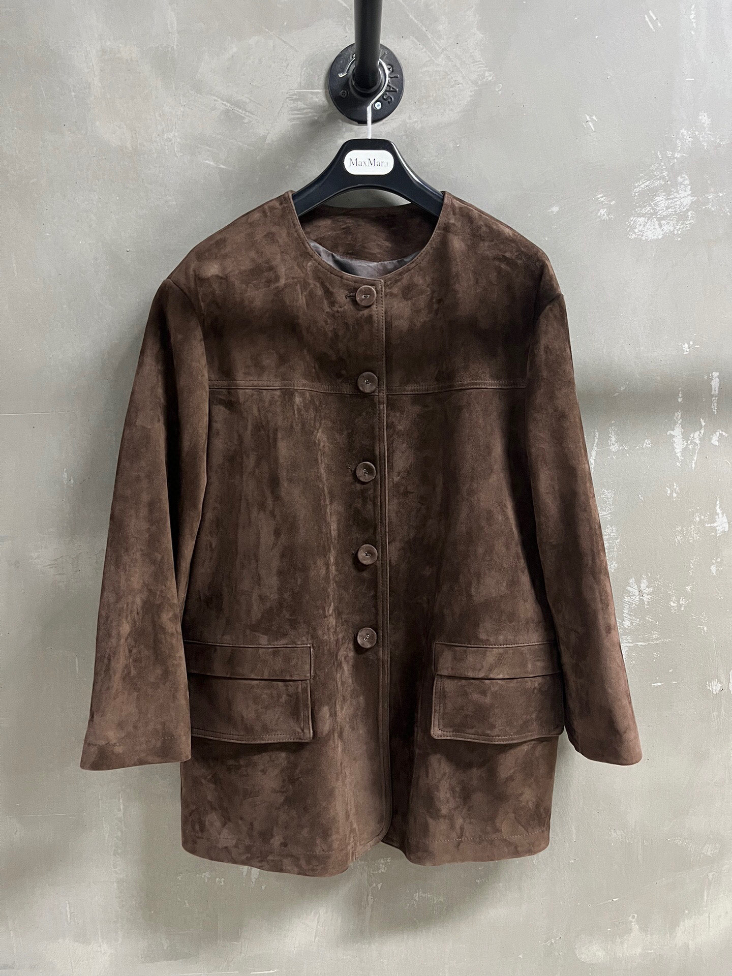Stylish 2025 Spring Suit: P3174 with Leather Face and Turkish Wool Blend. - 图片 1