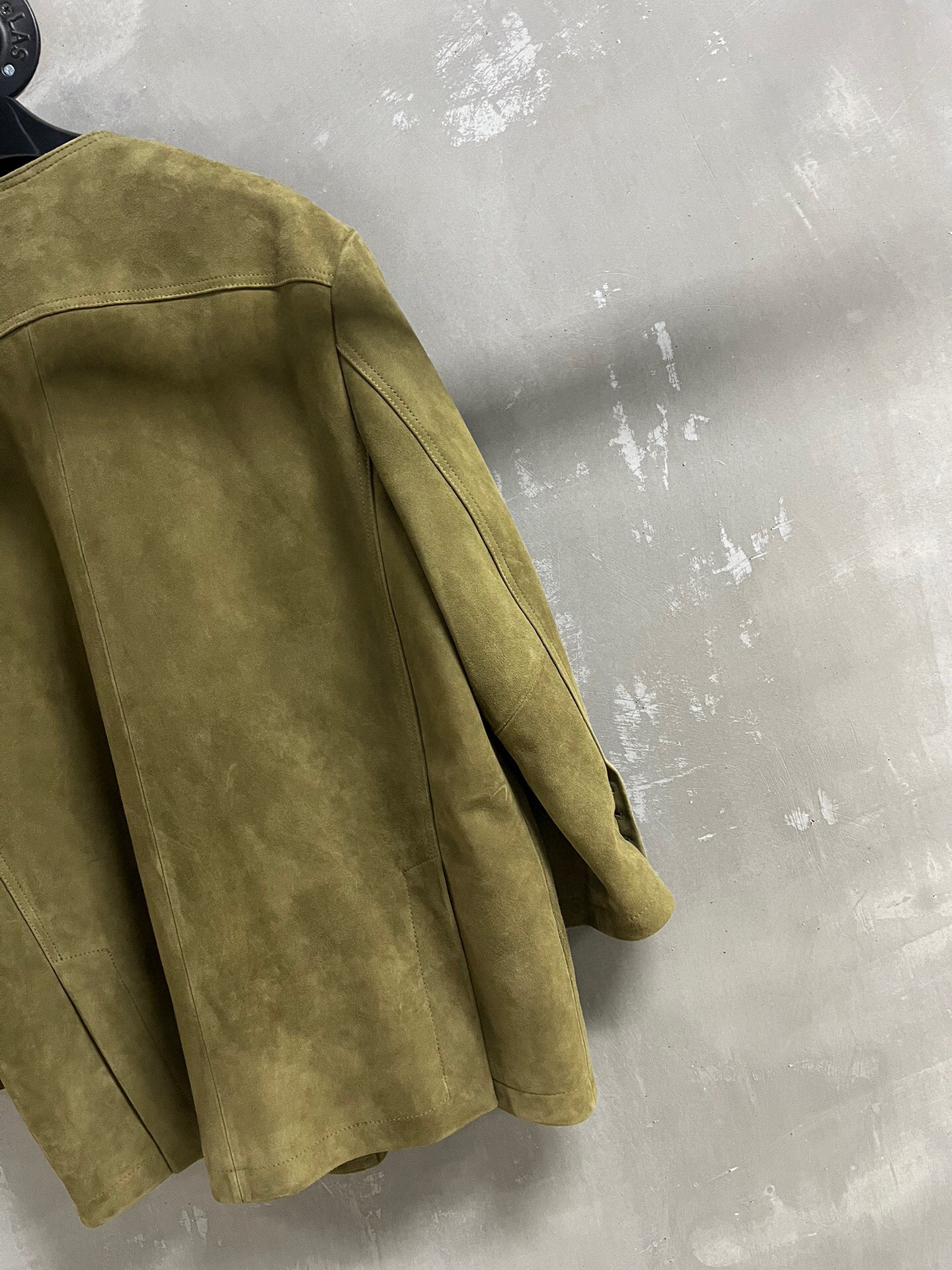 “2025 Spring Suit: P3174 with Stylish Leather Face and Turkish Wool Blend” - 图片 7
